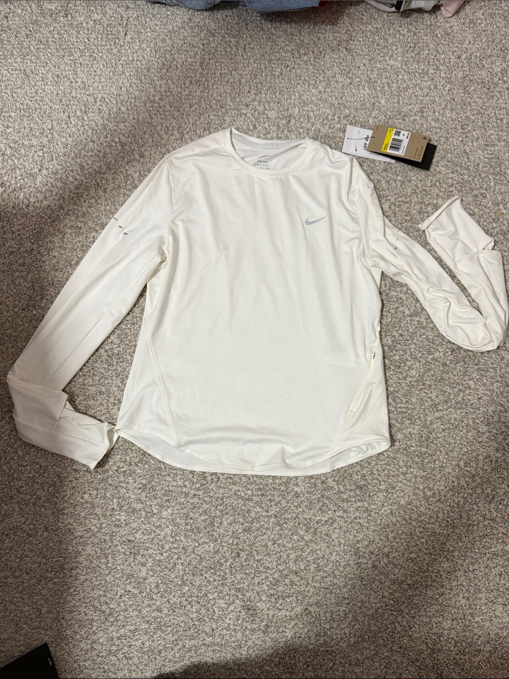NWT Nike Swift Women’s Dri Fit UV Long Sleeve